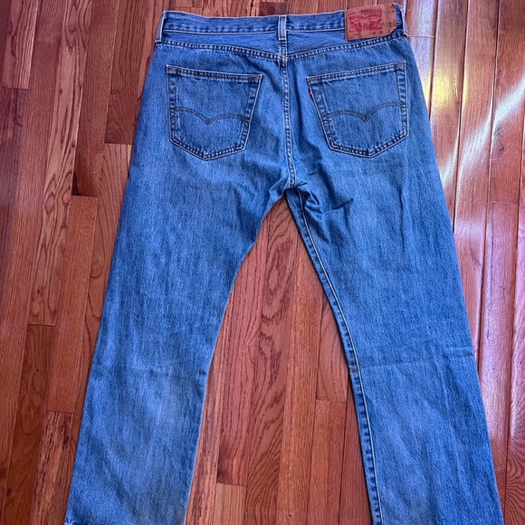 LEVIS Blue Jeans - Picture 4 of 5